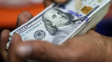 سعر الدولار ينخفض أمام الجنيه في منتصف تعاملات الثلاثاء 11 نوفمبر 2025
